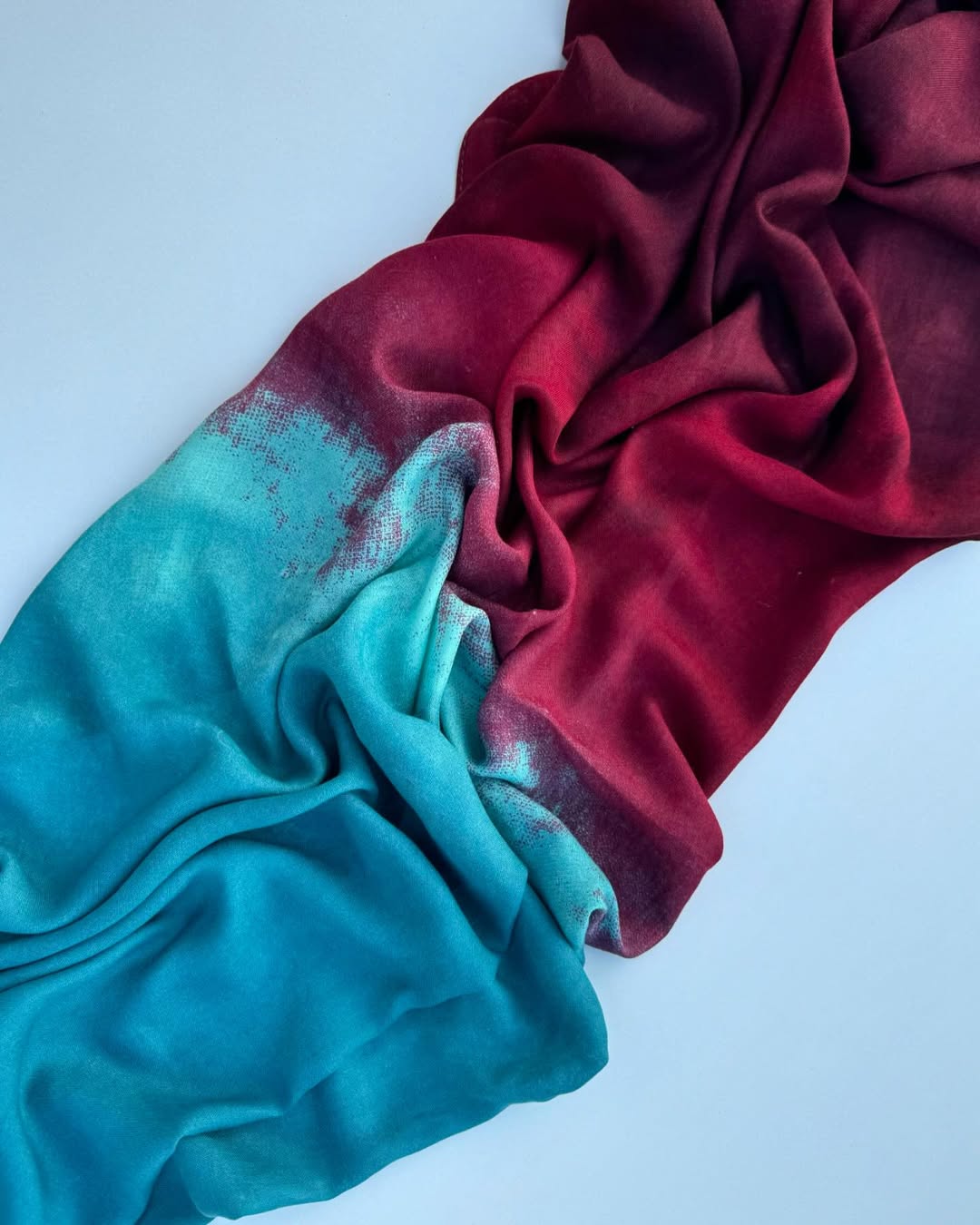 Degradee terqoise &burgandy