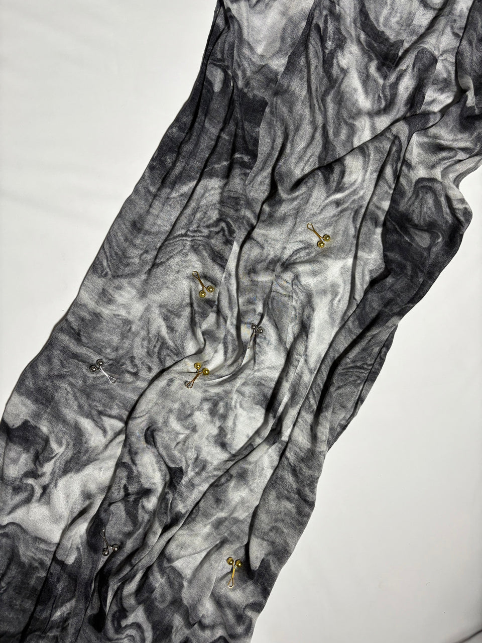 Melt grey