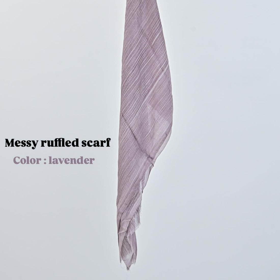 Messy ruffled scarf