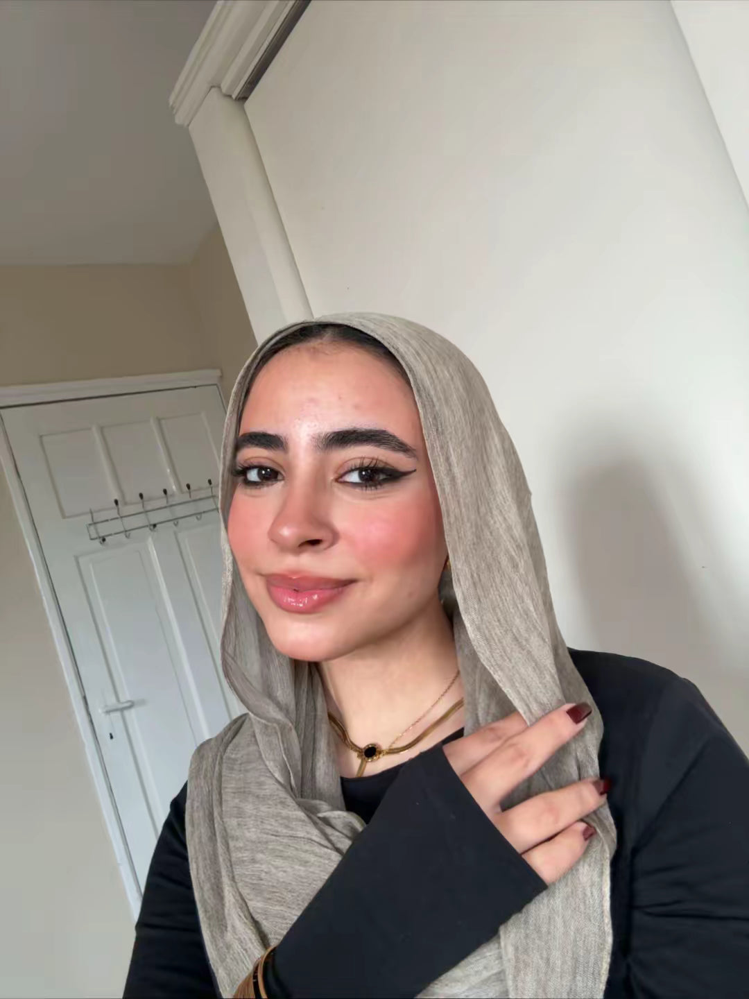 Ruffled scarf - Thailand ( beige )