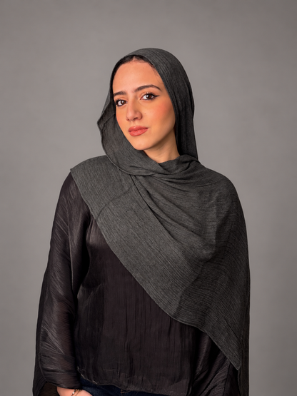 Ruffled scarf - Dark gray 2