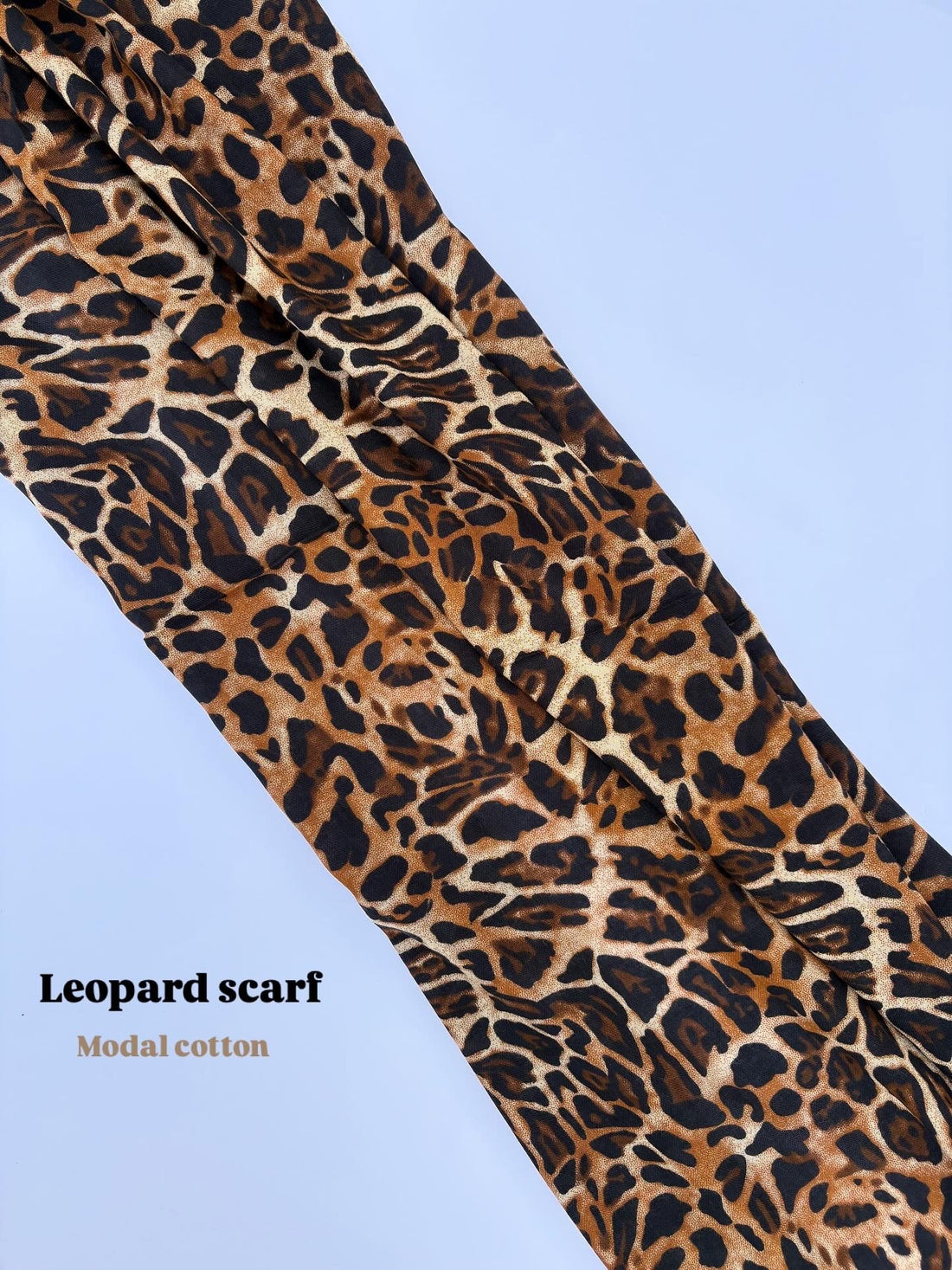Leopard scarf ( havan )