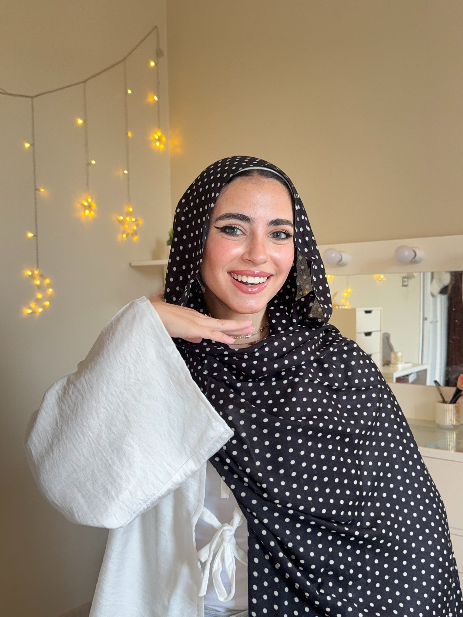 Bolka dot scarf