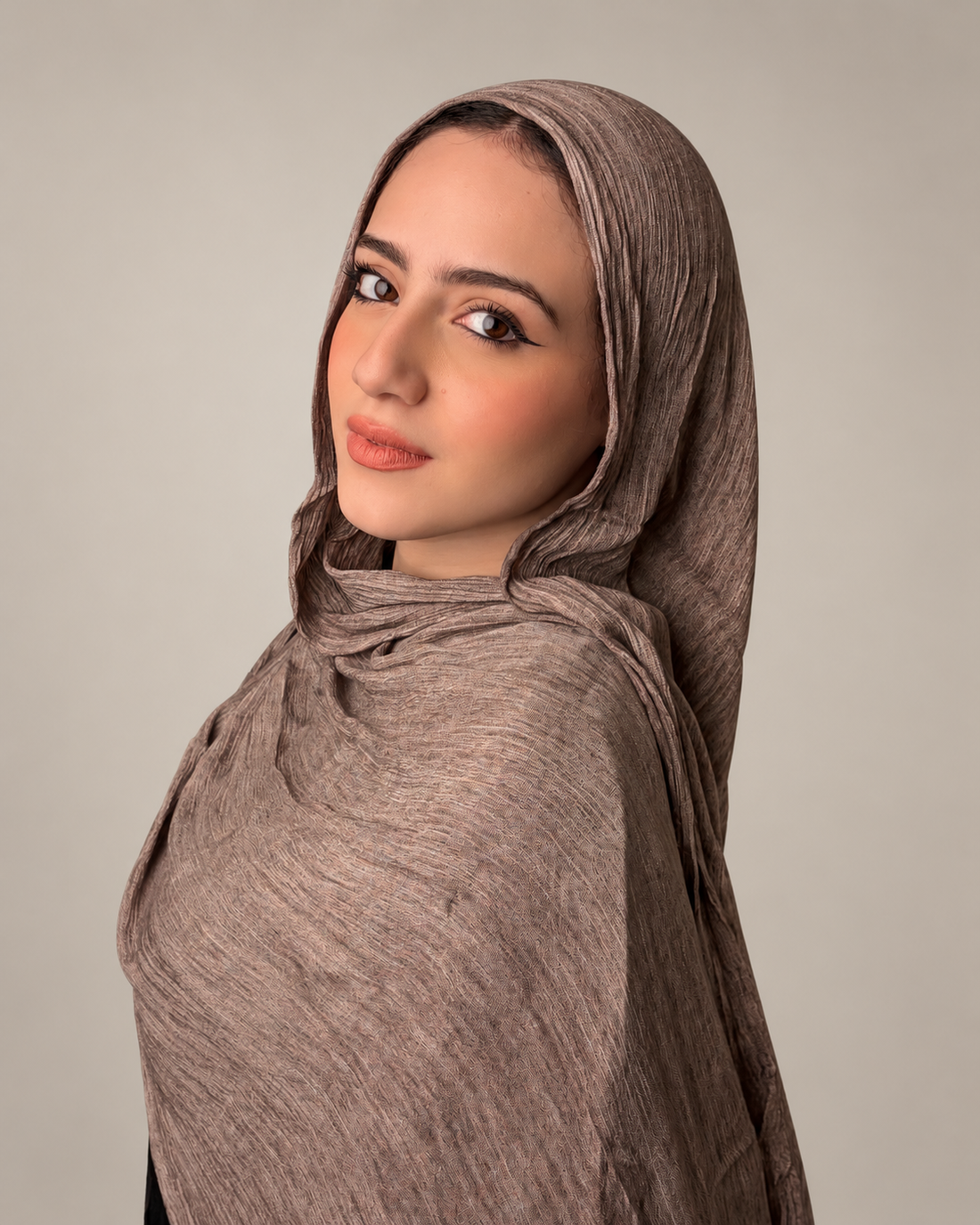 Ruffled scarf - Light brown