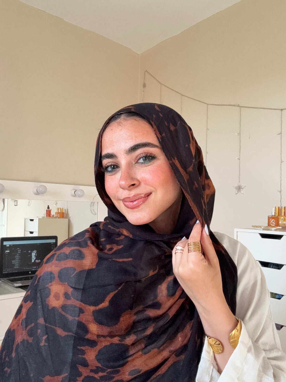 Tortoiseshell scarf