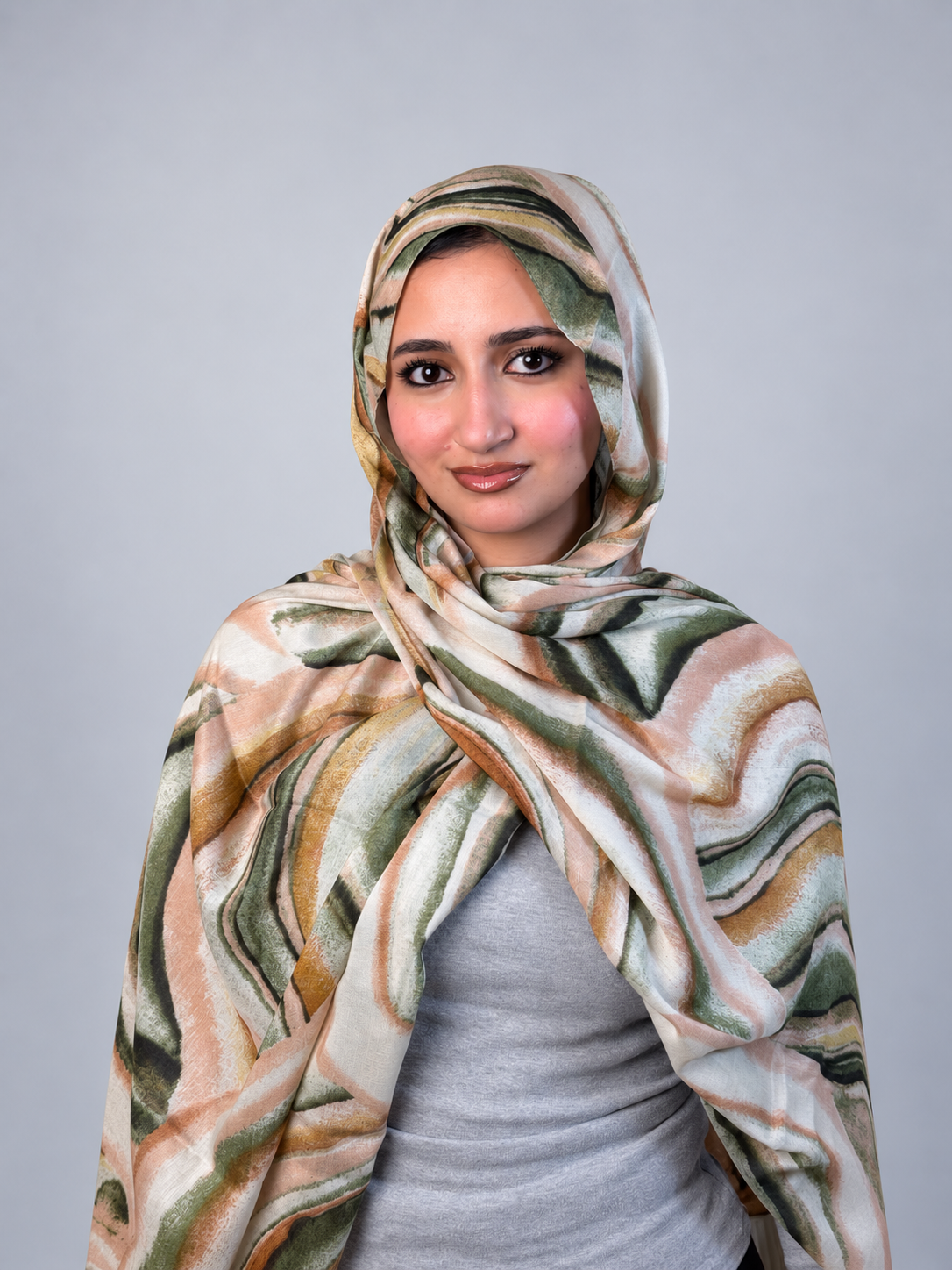Shlosen scarf