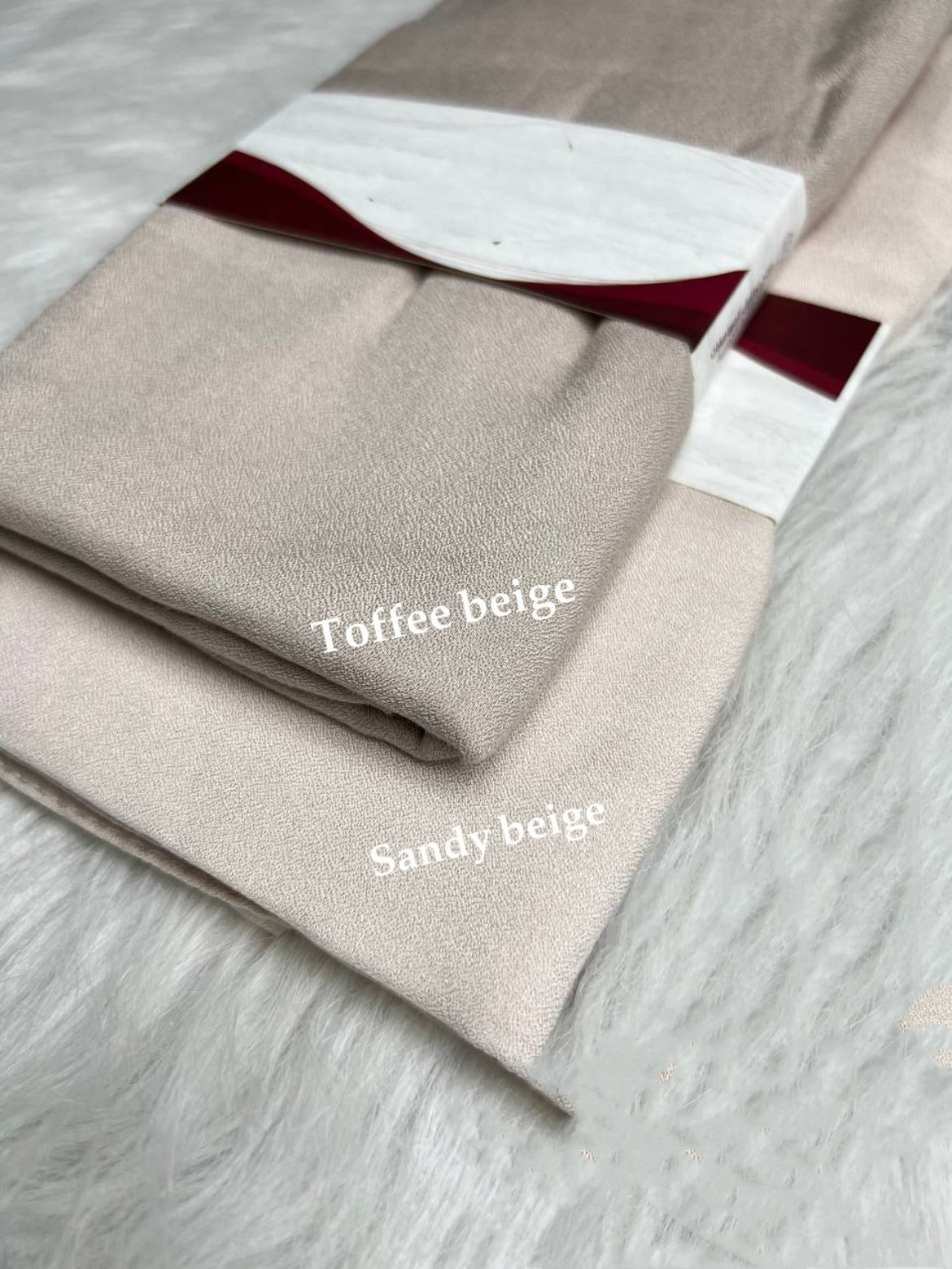 Elegance - sandy beige